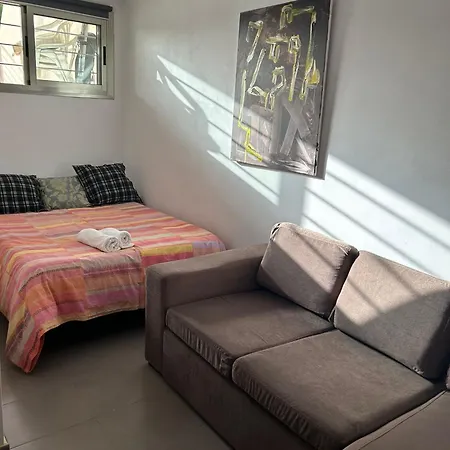 Aguilas Club Bed & Breakfast