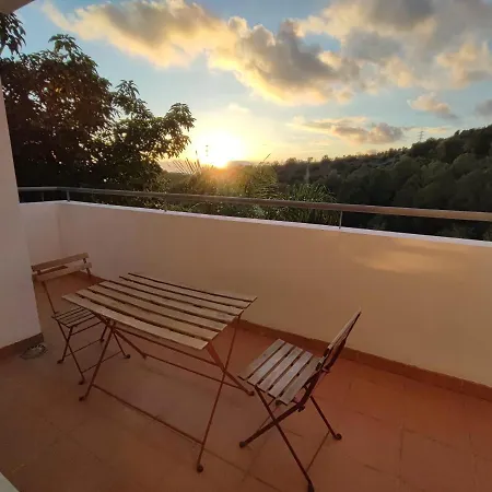 Bed & Breakfast Aguilas Club